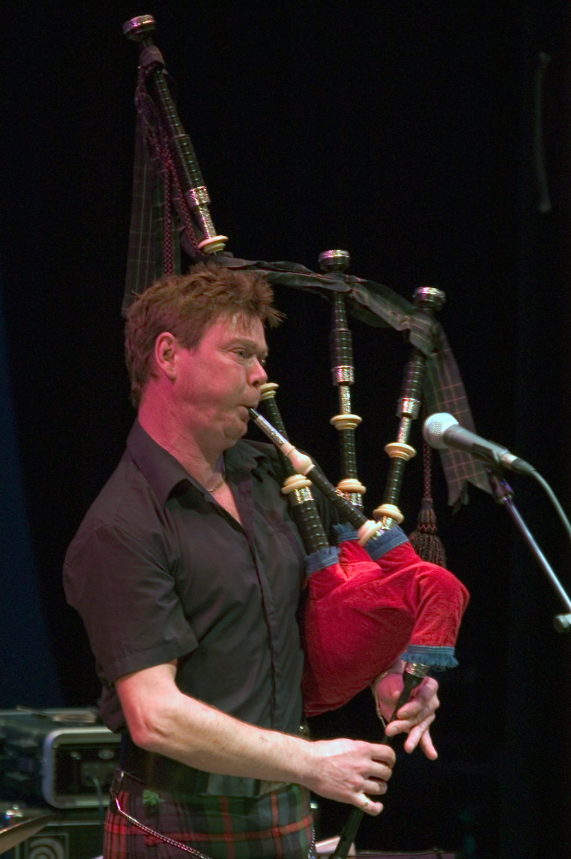 Photo of Gordon playing the pipes