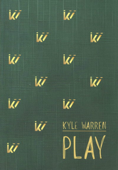 Front cover of PLAY - Kyle Warren